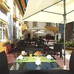 Veneza Hotel 3*