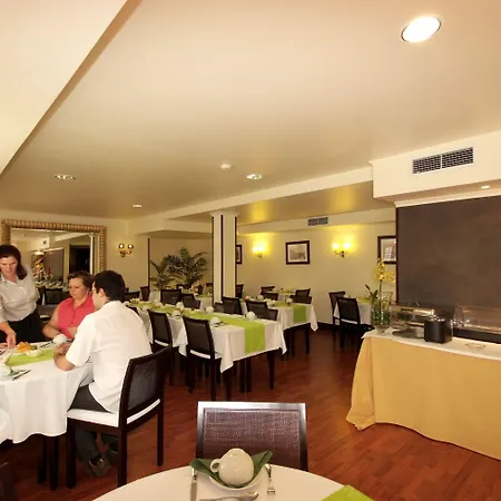 芬尼萨酒店