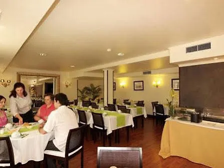 酒店 芬尼萨酒店 3*