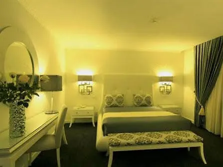 ホテル ベネザ 3*